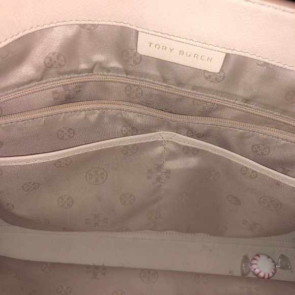 Tory Burch York Buckle Tote in Light Oak - Picture 6 of 8